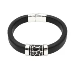 "Pulsera de cuero negro liso para hombre con abalorio de acero inoxidable con textura de celosía."
