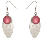 Pendientes de acero inoxidable con cabujón y hoja texturizada