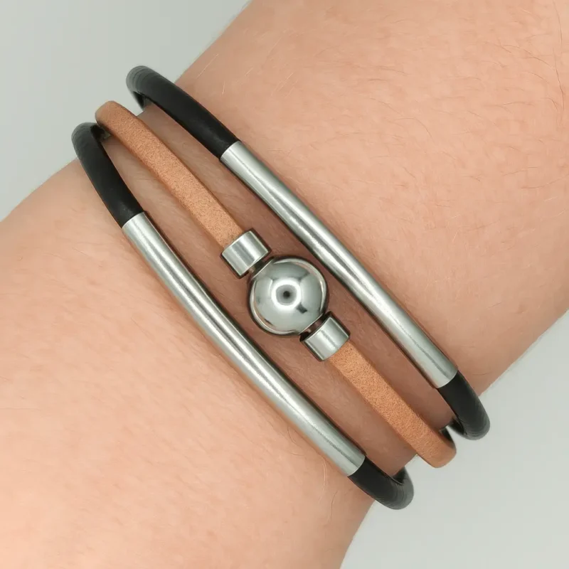 Pulsera de Cuero Bicolor con Abalorios de acero inoxidable