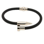 Pulsera de Cuero con Cierre de Clavo En Acero Inoxidable