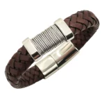 Accesorio masculino: Pulsera de cuero de doble tono y varias texturas de piel.